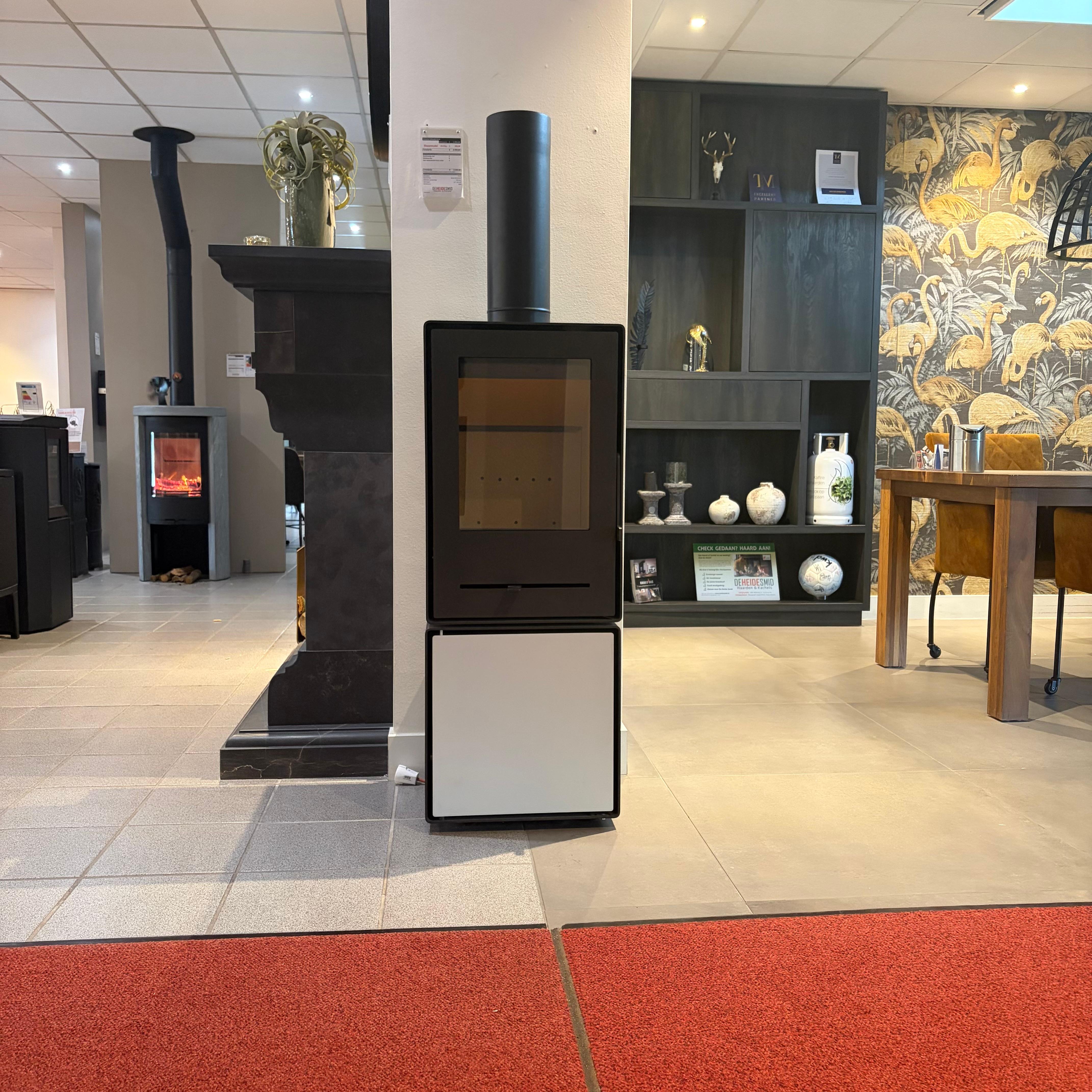 Trimline Woody Grid Show 1