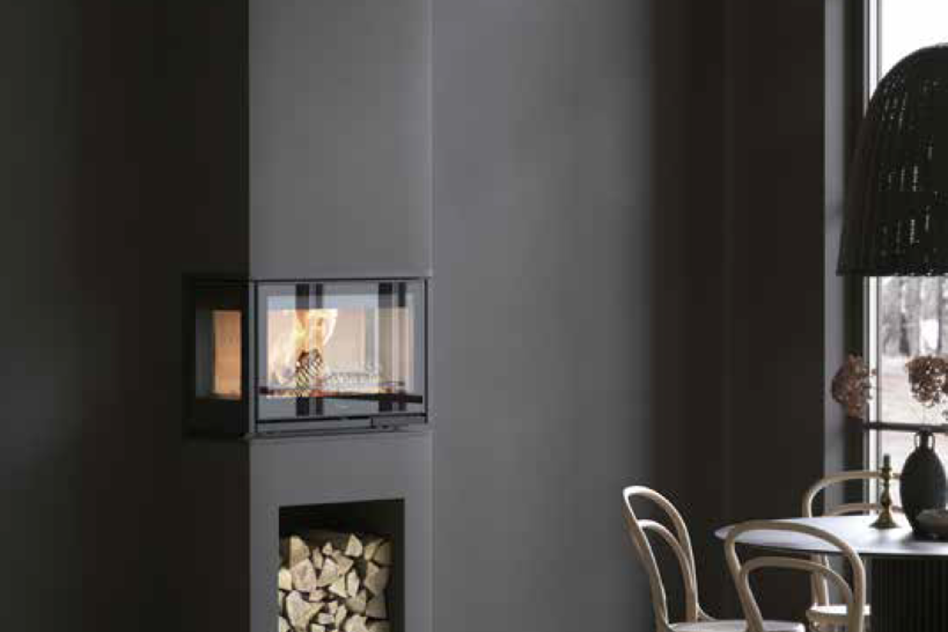 contura_i8g_hout_inzet_sfeer.png