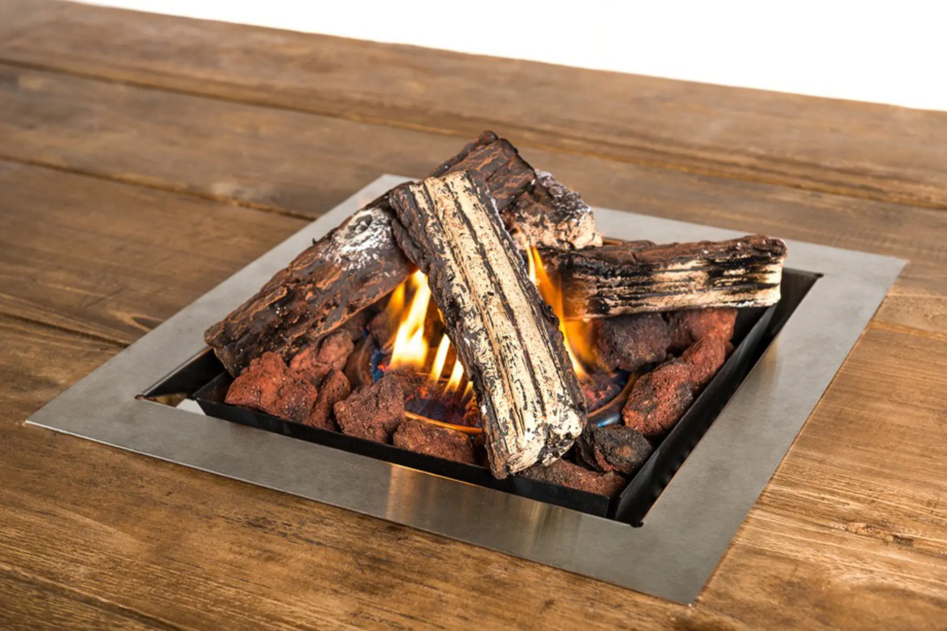 02_inbouwbrander_tafel.jpg