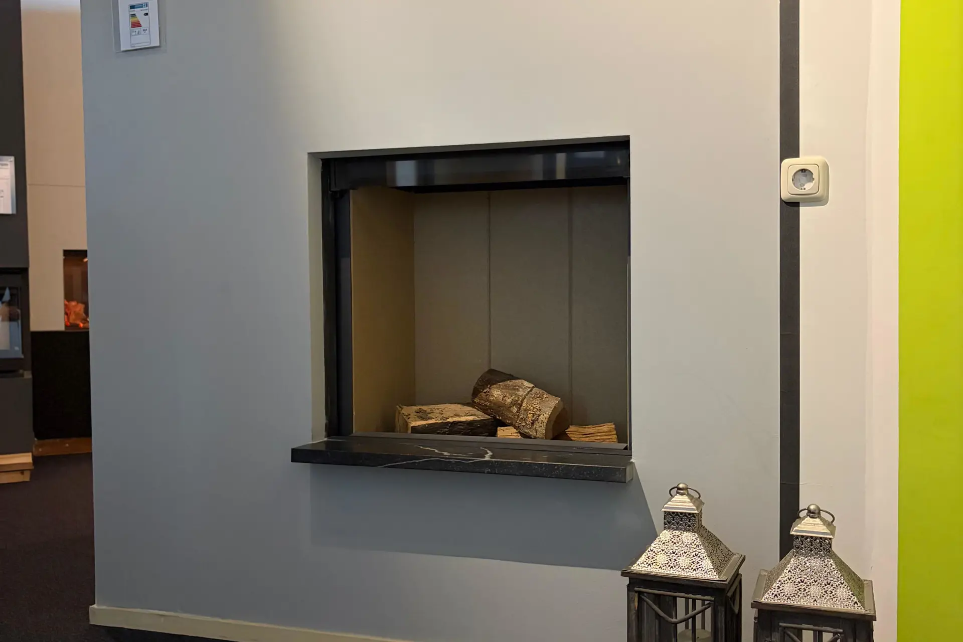 Kalfire W 71 62F Show 1