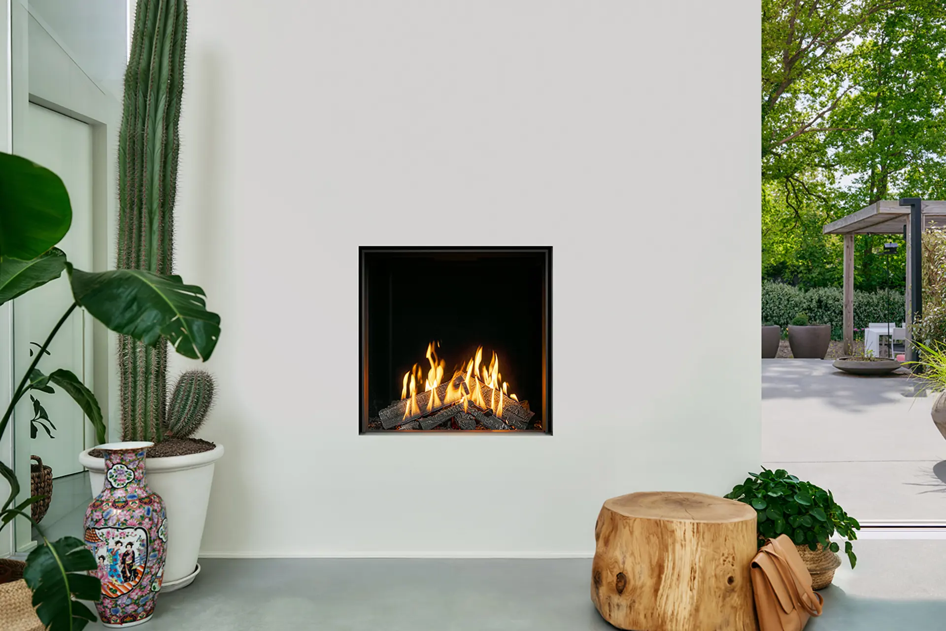 F1_Gas-Fire-Front-70-75-frame-FF.jpg